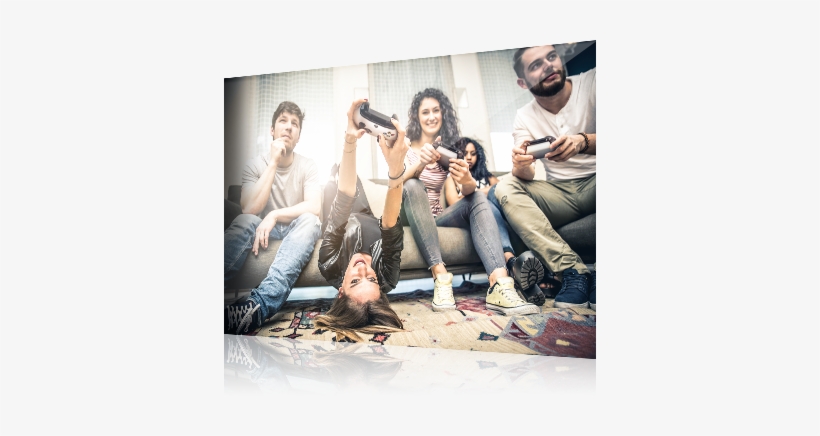 עם המשפחה אב ובנו משחקים ב- Xbox על מסך Lg - Group Of Friends Gaming, transparent png download