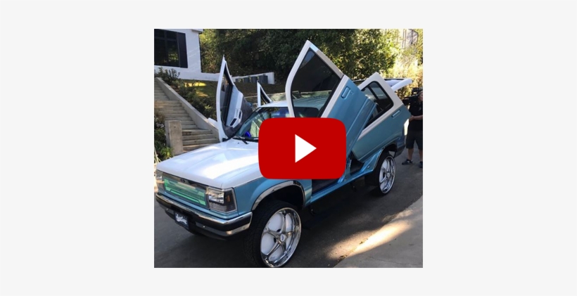 Post Malone Pimps An Old Ford Truck Into A Water Splash - Post Malone Ford Explorer, transparent png download