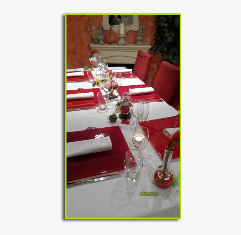 Lovebirds Table Resto - Kitchen & Dining Room Table, transparent png download