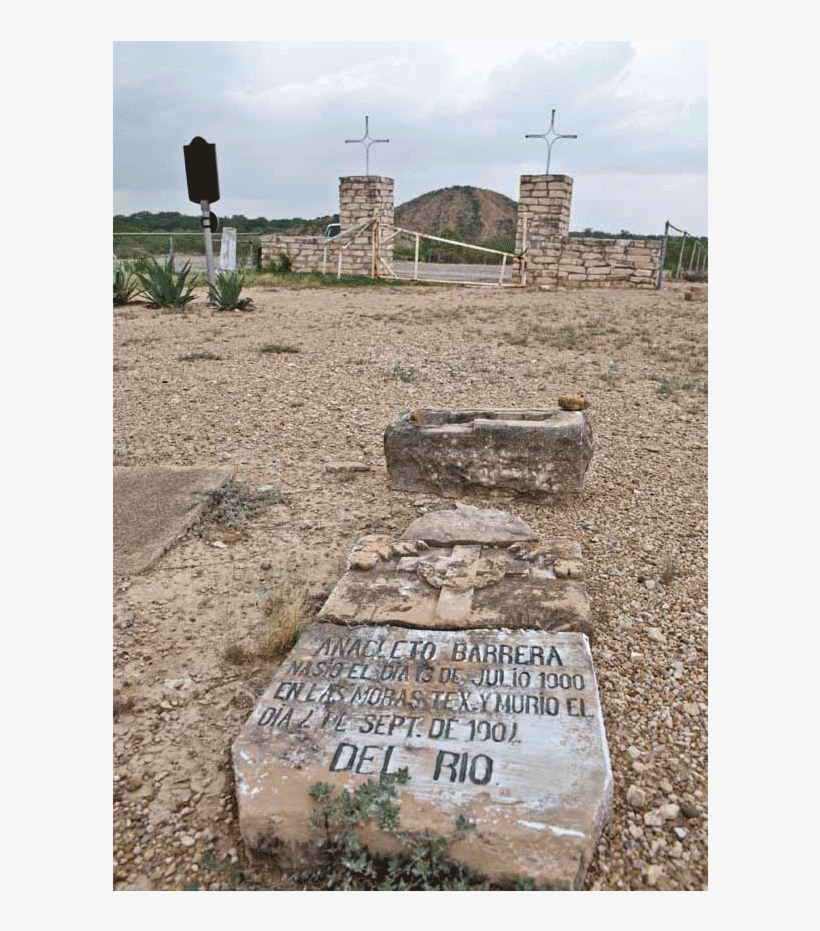 Historic Loma De La Cruz Cemetery In Del Rio's San - Del Rio Texas Cemetery, transparent png download