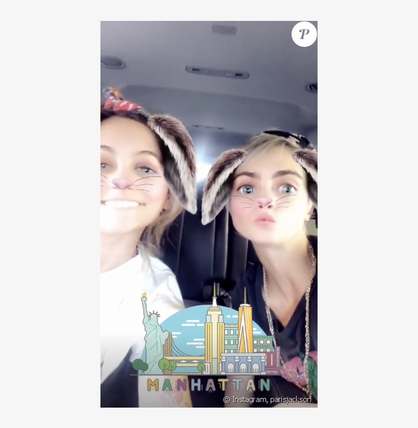 Paris Jackson Et Cara Delevingne Particulièrement Complices - New York City, transparent png download