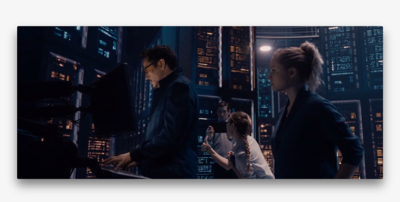 Background Selfie Moment In Age Of Ultron - Tony Stark Oslo In Aou, transparent png download