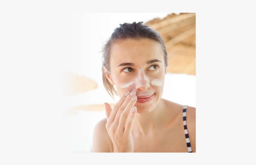 Care For Acne-prone Skin In Summer - Applying Sunscreen On Face, transparent png download