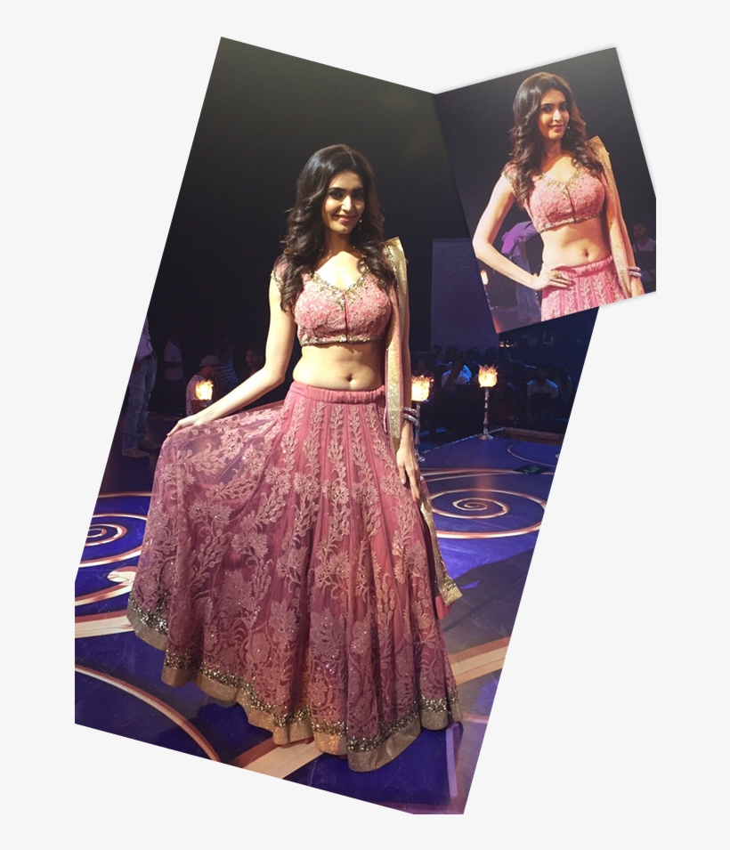 Karishma Tanna Looking Gorgeous In Ritu Kumar Lehenga - Fashion In India, transparent png download
