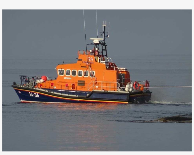 Rnli Lifeboat 'saxon' With Tow Rope To Fishing Vessel - Rnli Donaghadee Lifeboat Station, transparent png download
