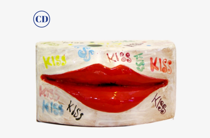 Kisses Terra Cotta Sculpture By Ginestroni With Lipstick - Sculpture, transparent png download
