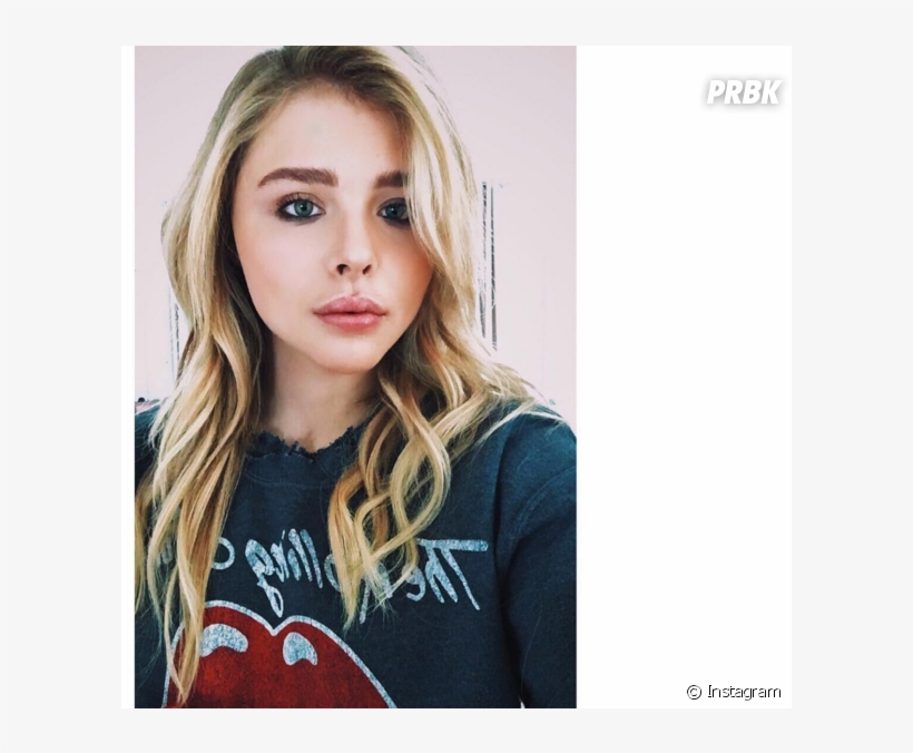 Chloë Moretz Se Tornou Ainda Mais Conhecida Após Estrelar - Chloe Grace Moretz Selfie, transparent png download