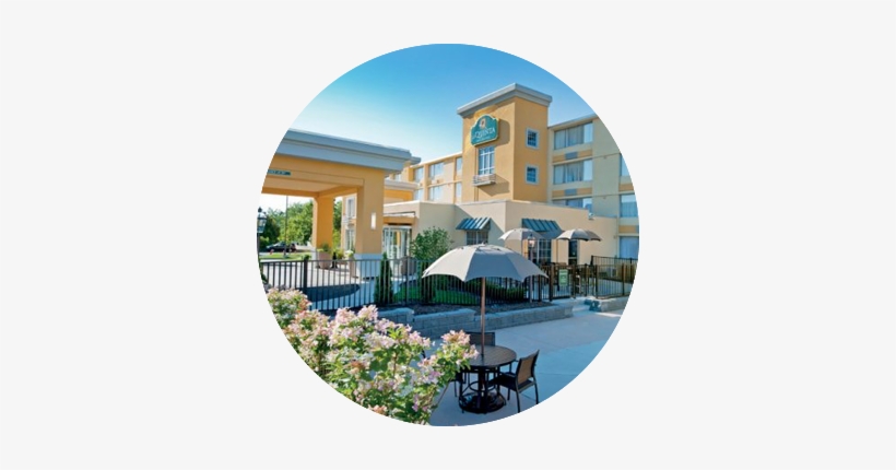 Staying At The Holiday Inn - La Quinta Inn Manchester Nh, transparent png download