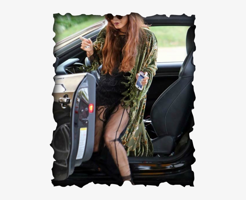 Headed Out To Keep Up On Her Fashionable Looks, Vanessa - Ajinkya, transparent png download