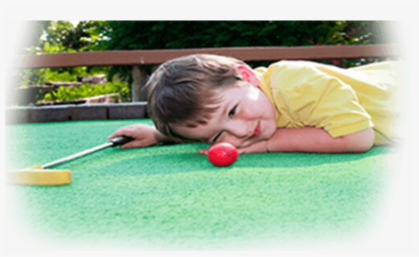Young Boy Eyeballing The Ball Shot At Miniature Golf - Miniature Golf, transparent png download