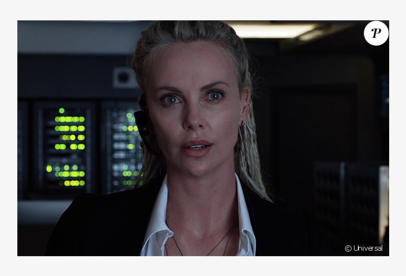 Charlize Theron Dans Fast & Furious 8, En Salles Le - 賽 芙 玩命 關頭 8, transparent png download