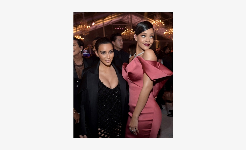 Rihanna And Kim K In A Noble Cause They Are Two Of - Jennifer Lopez And Kate Middleton, transparent png download