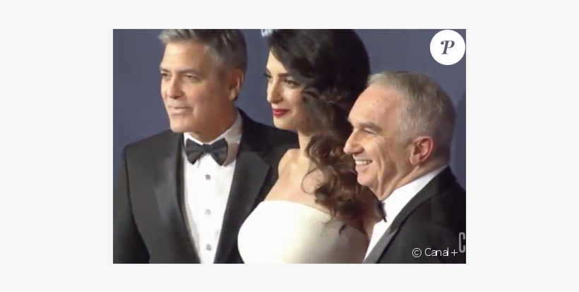 Amal Et George Clooney Arrivant Aux César À Paris Le - Amal Enceinte César, transparent png download