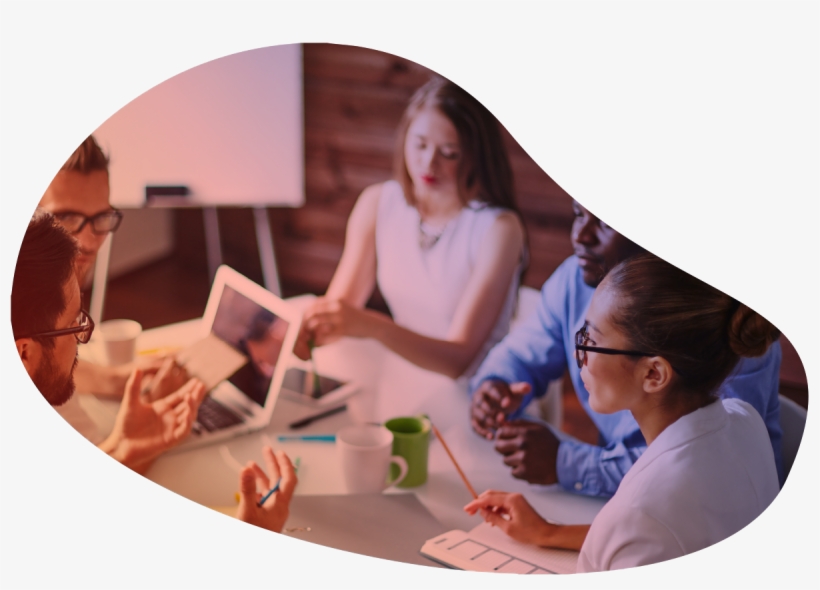 Group Of People Sitting Around A Table Having A Meeting - Guys In Meeting, transparent png download