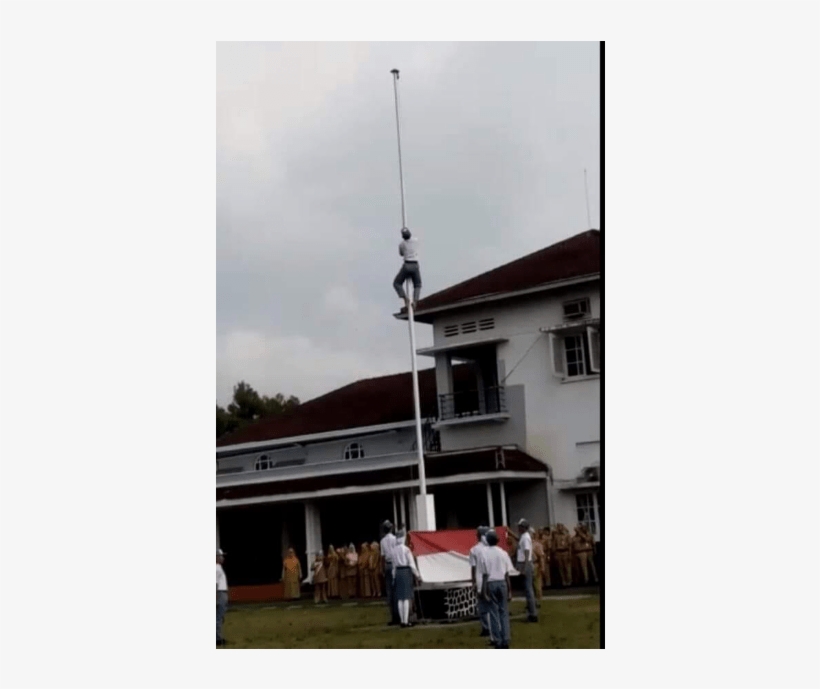 Tali Bendera Putus, Namun Sang Merah Putih Tetap Berkibar - Smk Negeri 1 Purwokerto, transparent png download