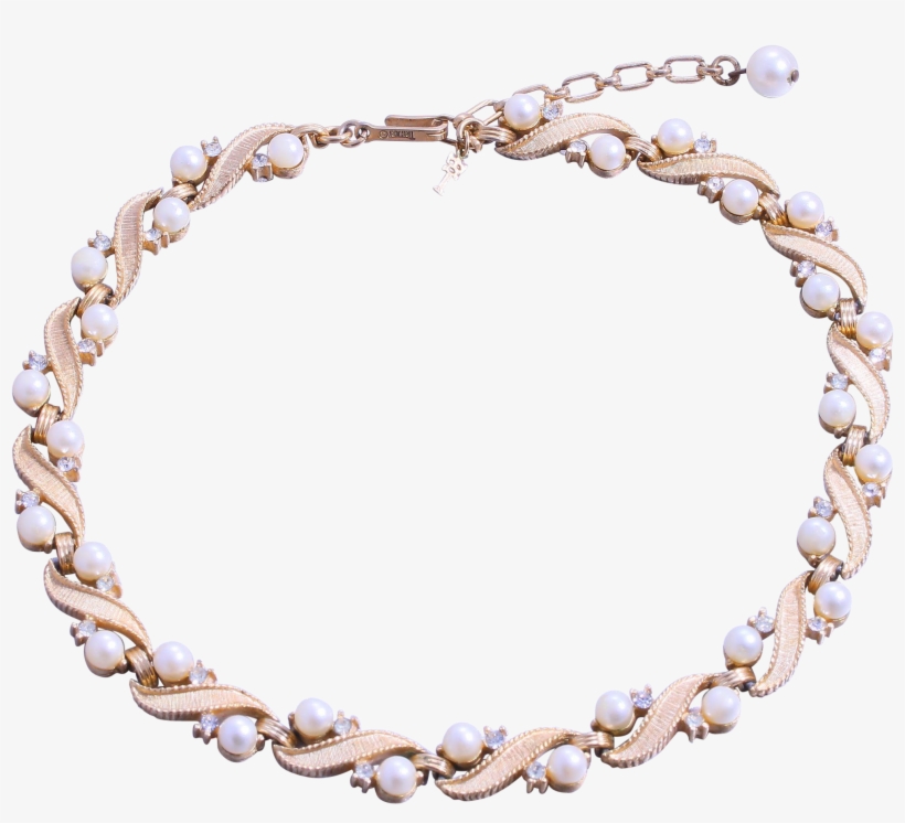 This Fabulous Vintage Necklace Features Creamy Faux - Bracelet, transparent png download