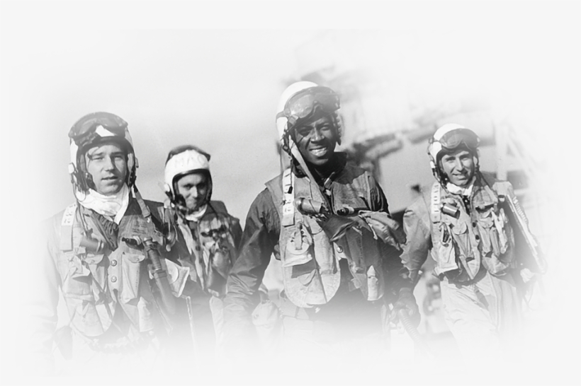 Devotion Tells The Inspirational Story Of The Navy's - Devotion: An Epic Story Of Heroism, Friendship,, transparent png download