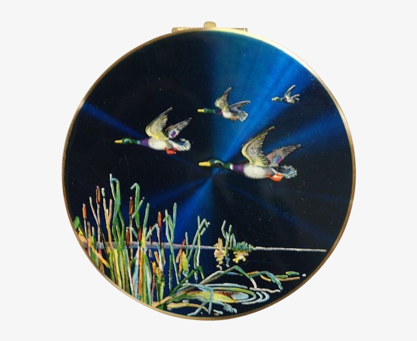 Stratton Irridescent Flying Duck Powder Compact Ad - Vintage Clothing, transparent png download
