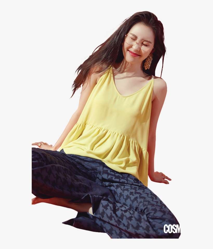 Report Abuse - Sunmi Cosmopolitan, transparent png download