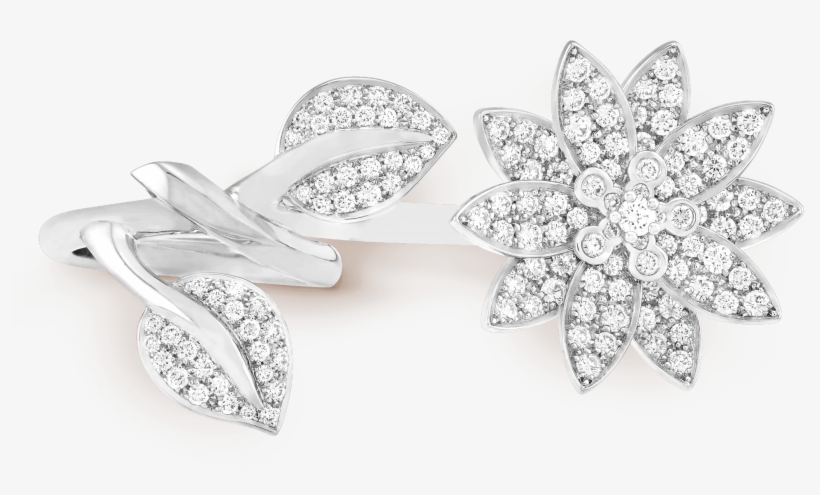 Lotus Between The Finger Ring™, - Van Cleef & Arpels Lotus Between The Finger Ring, transparent png download