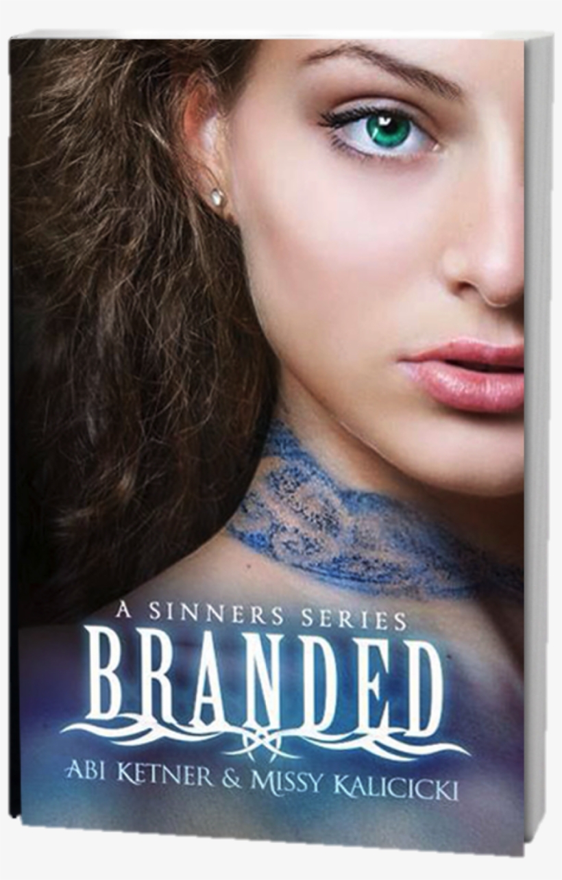 Elle Fanning As Alyssa - Branded By Abi Ketner & Abi Ketner, transparent png download