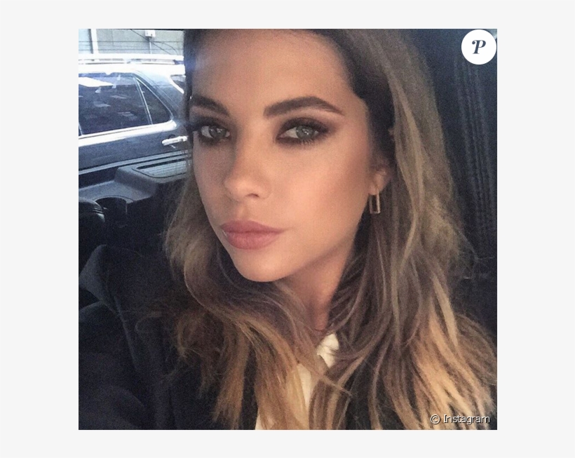 Ashley Benson - Femme Qui Pleure Selfie, transparent png download