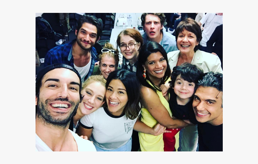 Tyler Posey - Tyler Posey Jane The Virgin, transparent png download