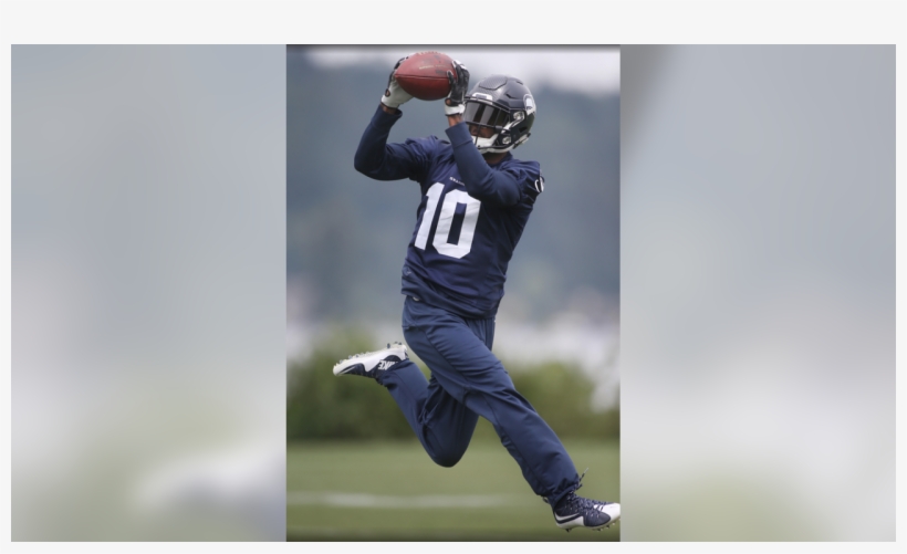 Screen Shot 2016 06 21 At - Football Player, transparent png download