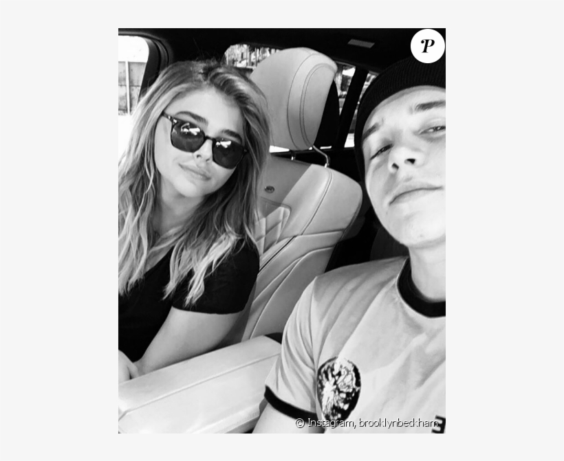 Brooklyn Beckham Publie Une Photo De Couple Avec Chloë - Brooklyn Beckham Y Chloë Grace Moretz, transparent png download