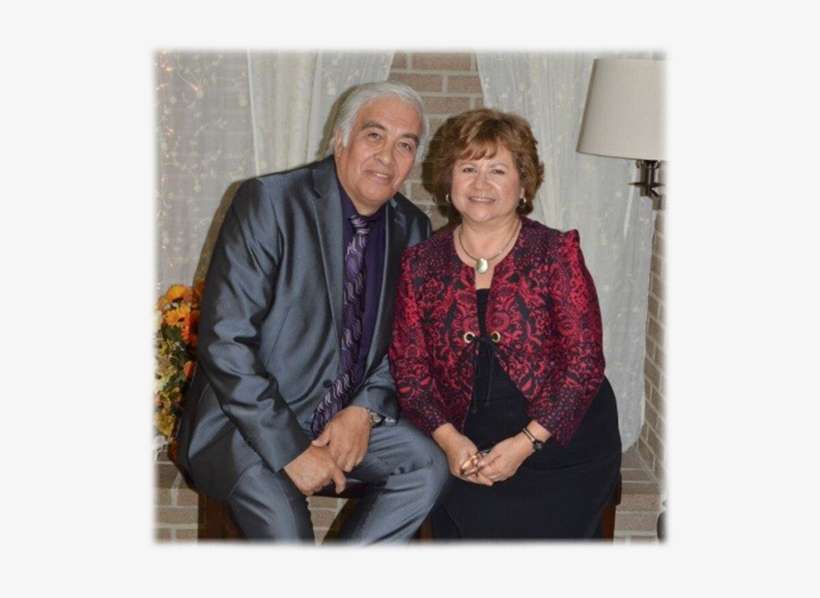 Jose And Reyna Guerrero Of Iglesia Centro De Restauracion, - Senior Citizen, transparent png download