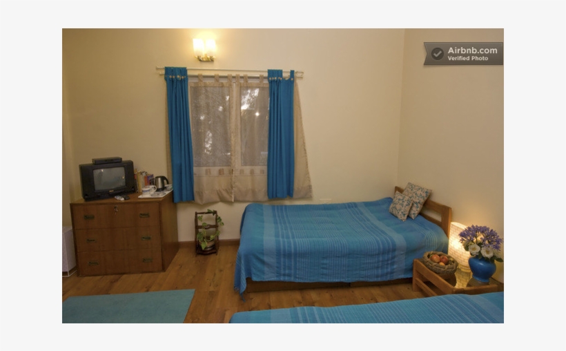 Large , Quiet And Comfortable Apartment In Pune - Bedroom, transparent png download