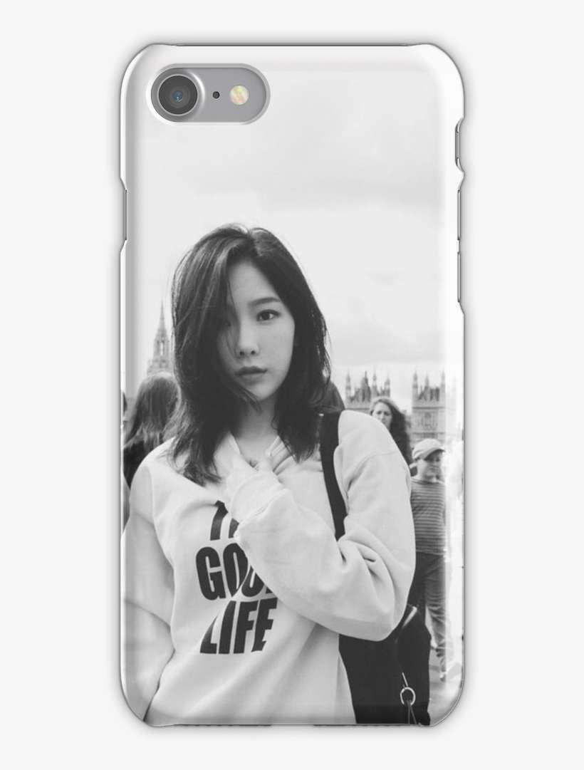 Snsd Iphone 7 Snap Case - Taeyeon Black And White, transparent png download