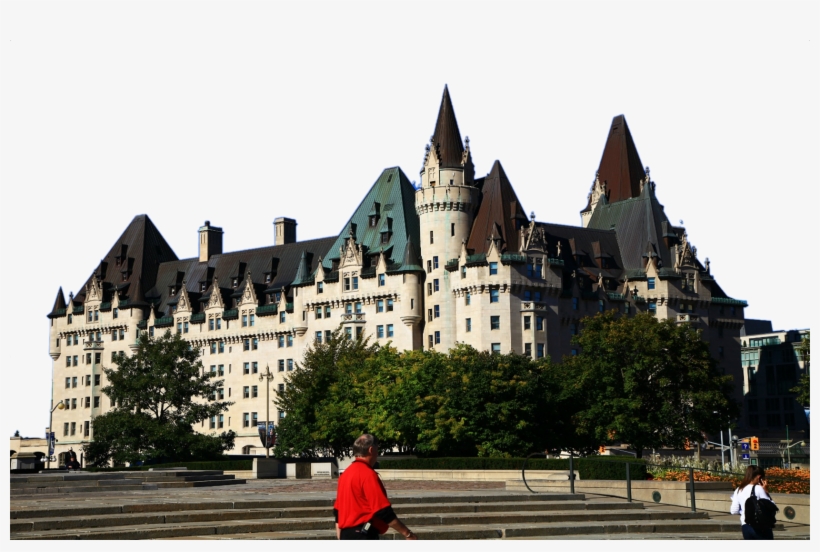 Man And Woman Walk By Building In Canada - Chateau Laurier, transparent png download