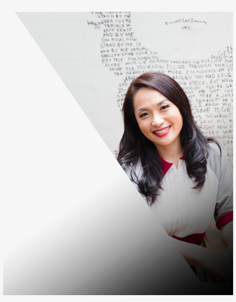 Eileen Is One Of The Honourees Of The Spirit Of Enterprise - Eileen Singapore Fashion Runway, transparent png download