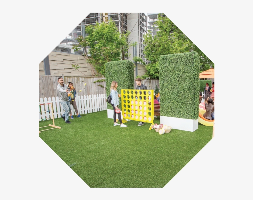 Faux Grass At Outdoor Event - Lawn, transparent png download