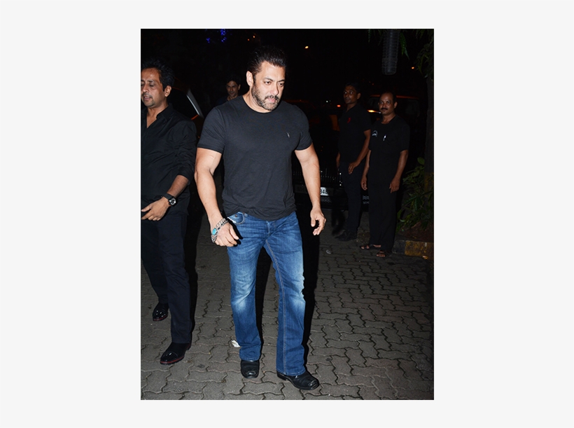 Salman Khan - Standing, transparent png download