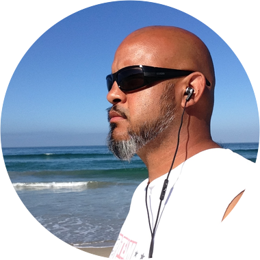 Bold And Loose The Expressive Work Of Che - Headphones (380x380), Png Download