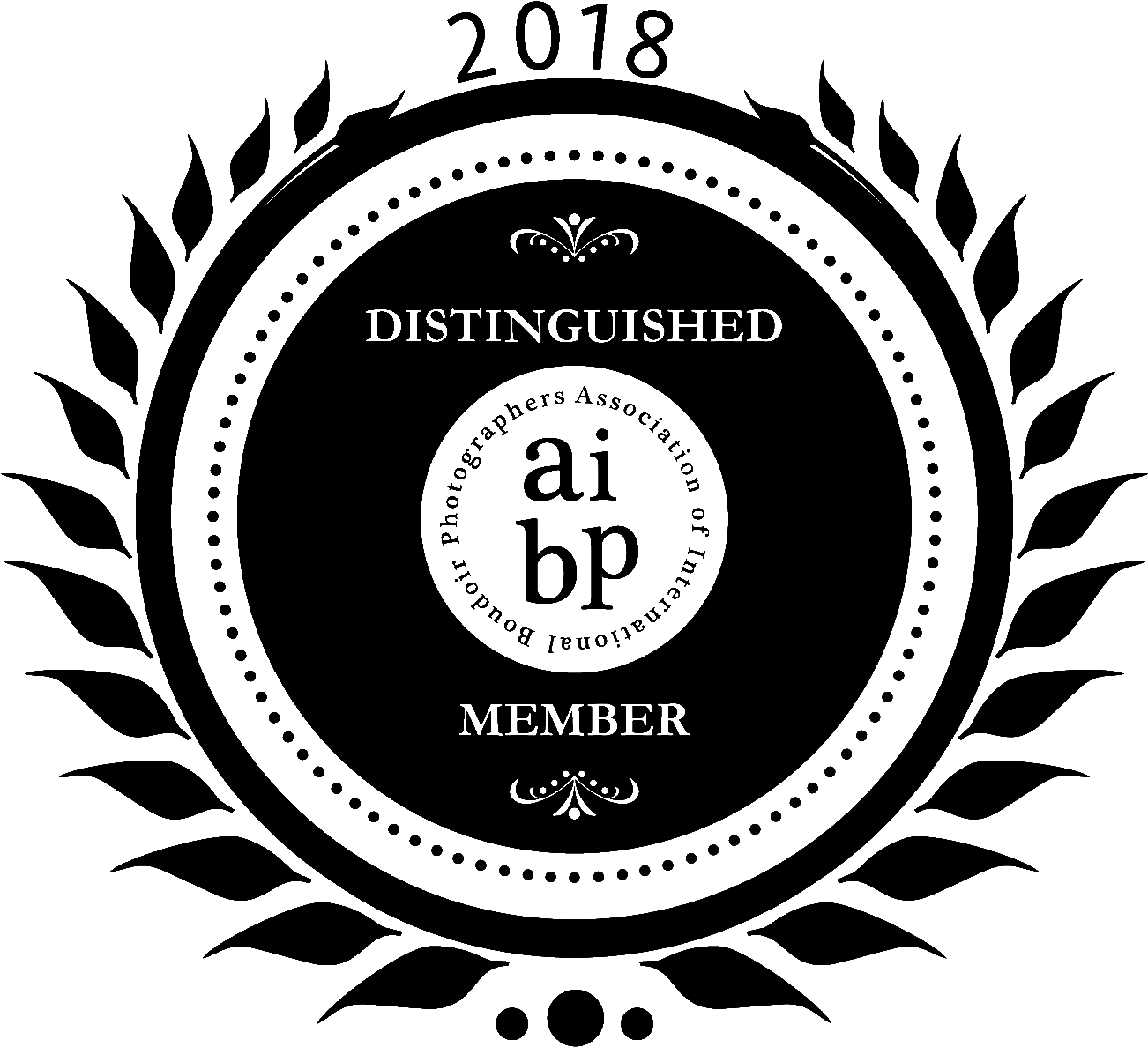 Black Lace Boudoir Mission - Round Badge Gold Png (1422x1511), Png Download