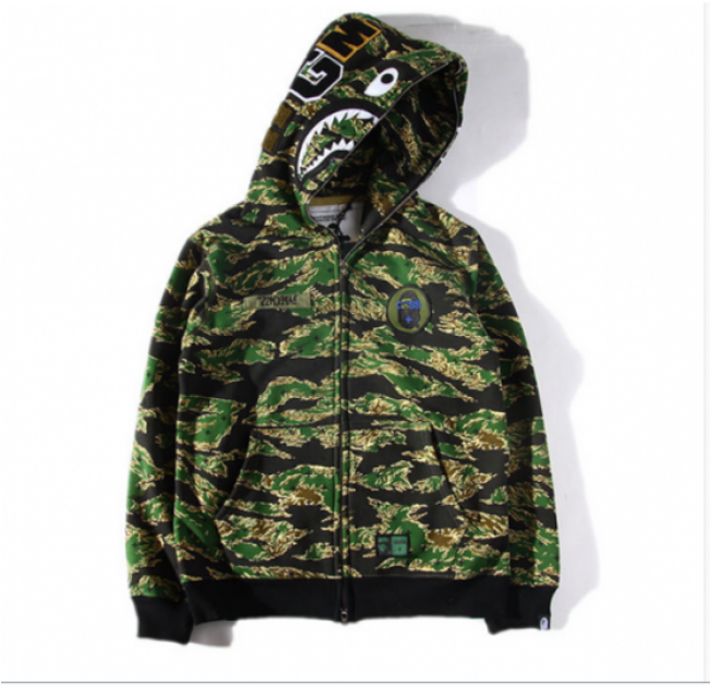 More Views - Bathing Ape Bape Wgm Camo Shark Hoodie Green Black (650x932), Png Download