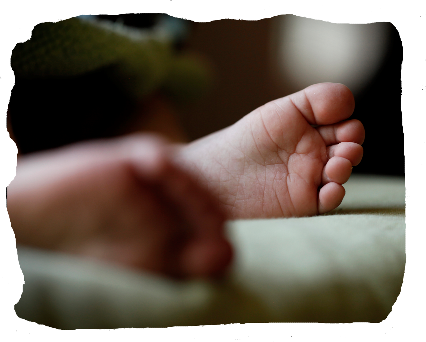 Baby Feet Side - Foot (1404x1118), Png Download