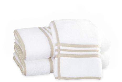 Bath Towels - Towel (600x444), Png Download