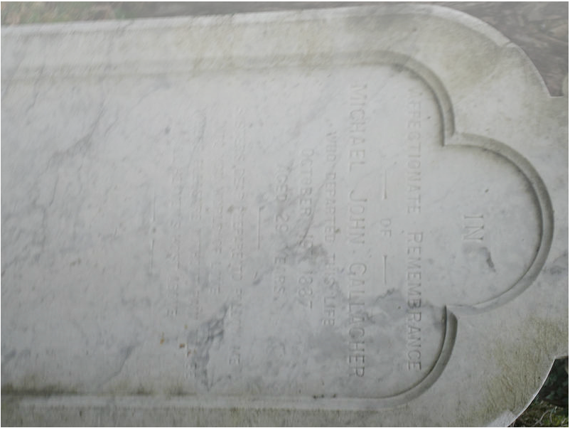 The Water From The Rain Disitigrates The Stones On - Headstone (802x602), Png Download