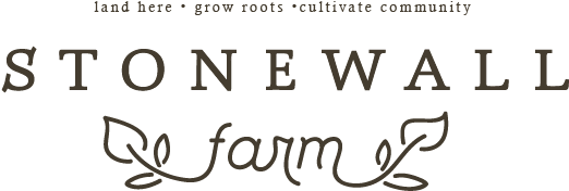 Stonewall Farm - Stonewall Farm Logo (603x279), Png Download