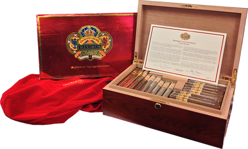 Diamond Crown Maximus Vintage Humidor With Cigars - Box (500x301), Png Download