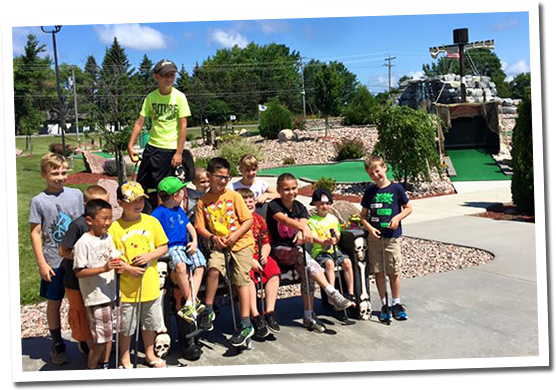 Birthday Parties - Vacation (610x400), Png Download