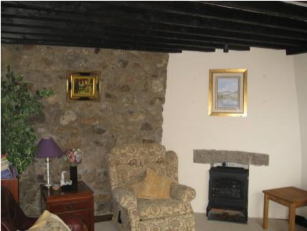 Cottage Attached To A 15th Century Castle - 15th Century (800x533), Png Download