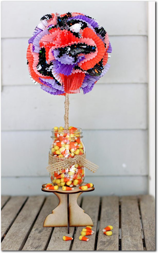 Three Tierred Cupcake Liner Topiary Cupcake Liner Topiary - Halloween (648x1047), Png Download