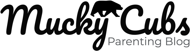Mucky Cubs-logo - Calligraphy (1000x457), Png Download