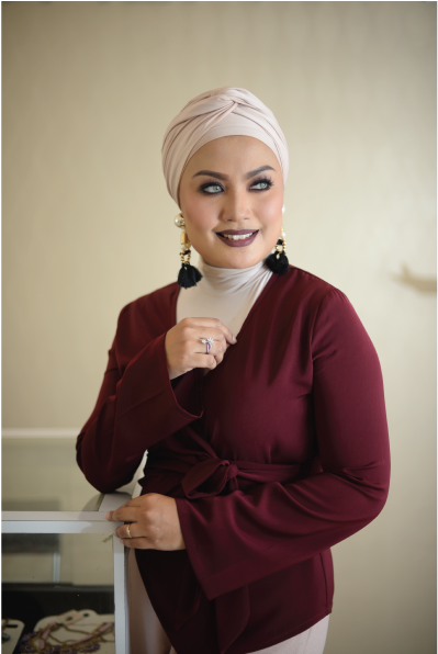 The Turban Queen - Cardigan (842x595), Png Download