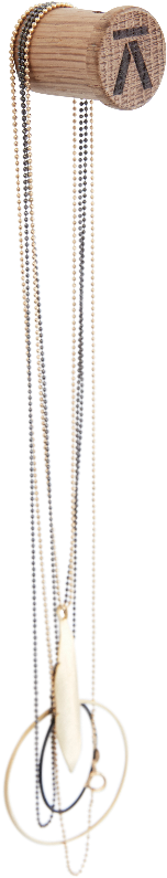 Hook Galleri1 - Locket (694x1080), Png Download